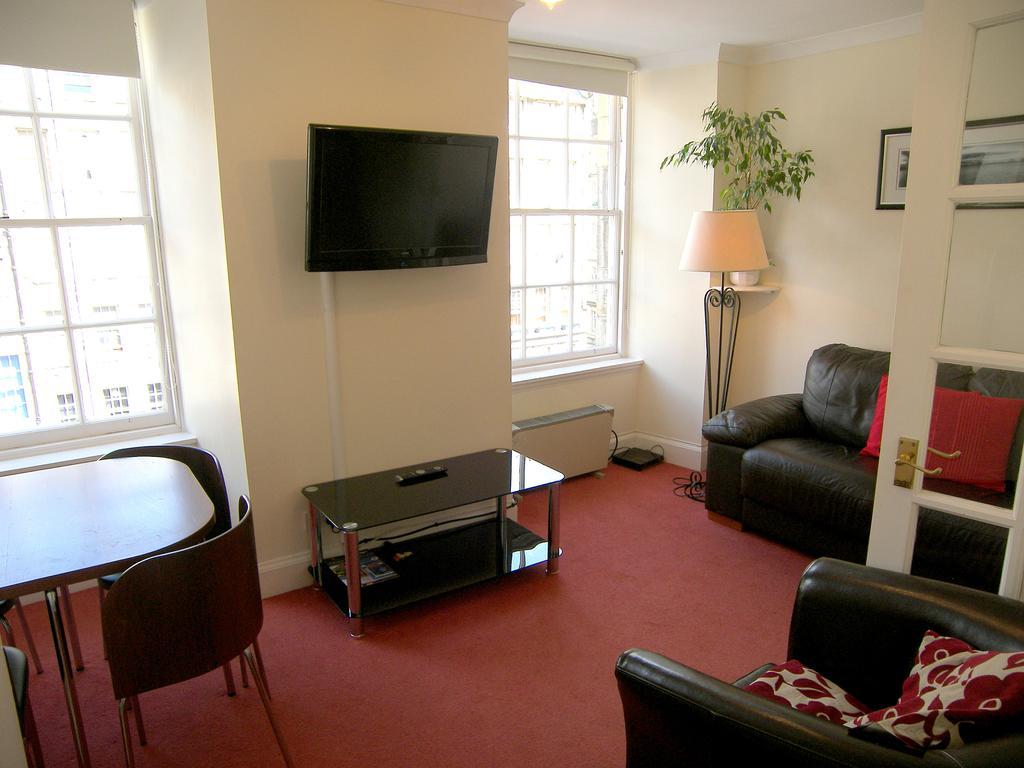 Royal Mile, Edinburgh - 2 Bedroom Apartment ห้อง รูปภาพ